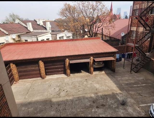 3 BEDROOM APARTMENT FOR SALE IN TROYEVILLE